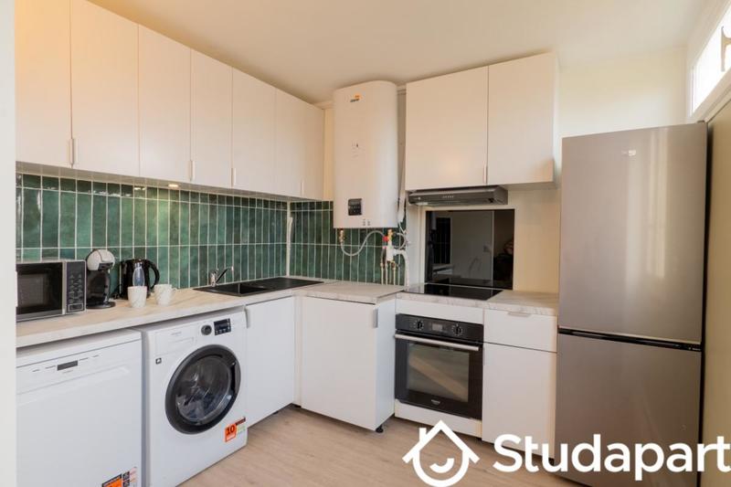 Chambre - 10 m² - 1 pièce