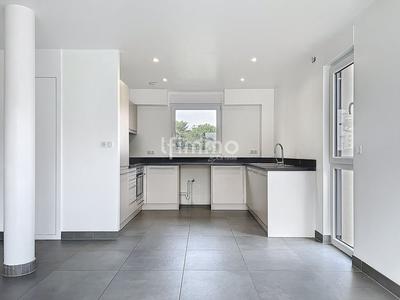 Maison - 85 m² - 3 pièces