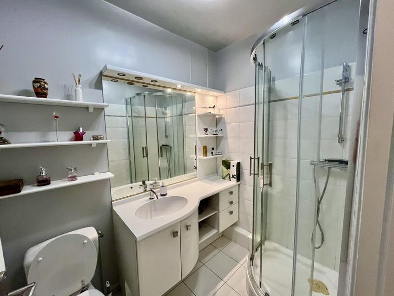 Appartement - 105 m² - 6 pièces