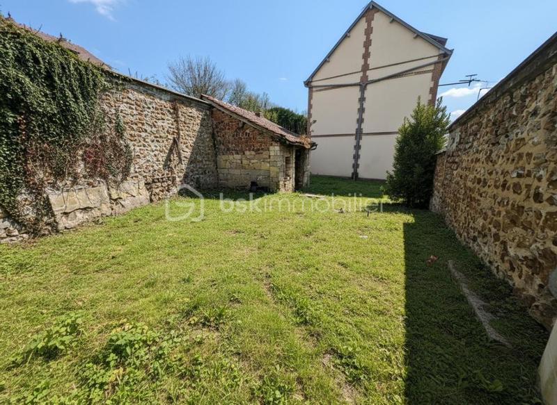 Maison - 155 m² - 10 pièces