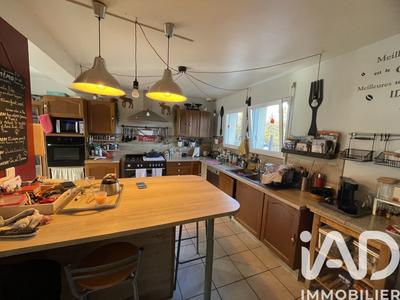 Maison - 145 m² - 8 pièces