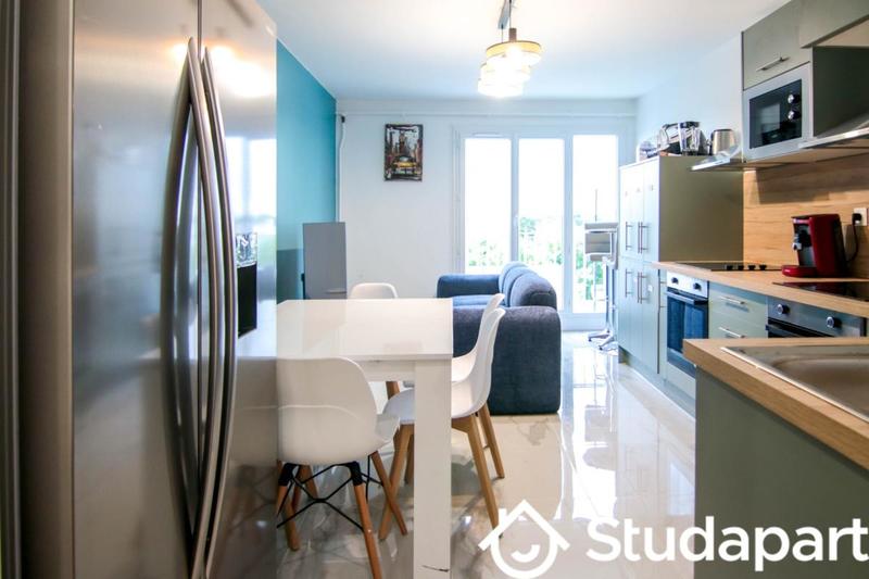 Chambre - 10 m² - 1 pièce