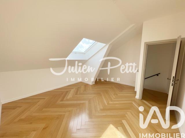 Maison - 119 m² - 6 pièces