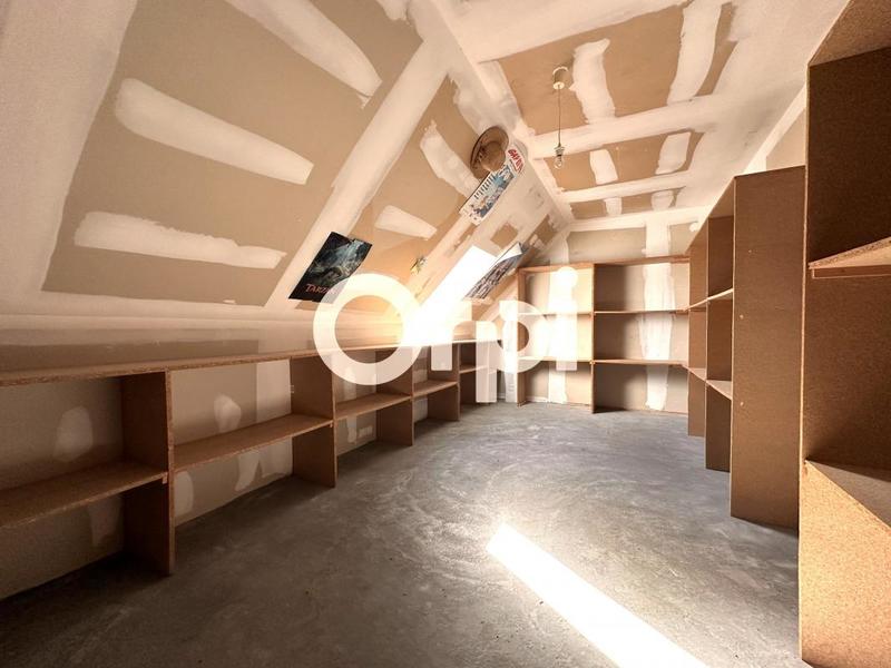 Maison - 177 m² - 7 pièces