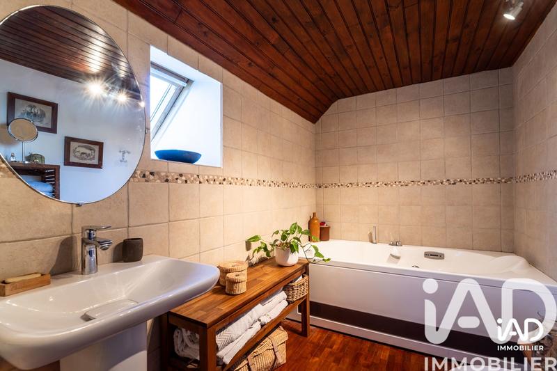 Maison - 138 m² - 7 pièces