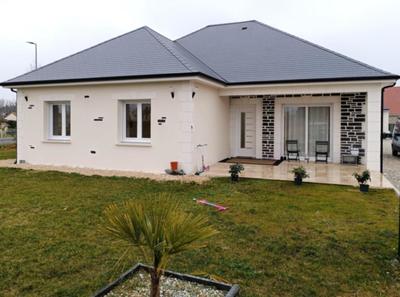 Maison - 120 m² - 4 pièces