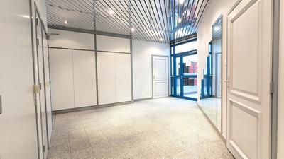 Local commercial - 113 m² - 4 pièces