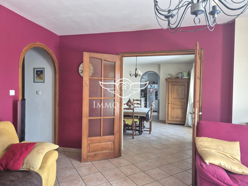 Maison - 137 m² - 6 pièces