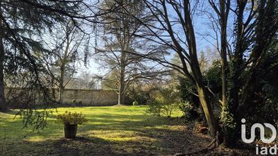 Maison - 250 m² - 8 pièces