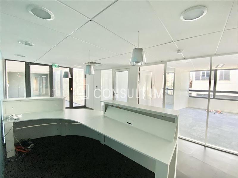 Bureau - 378 m²