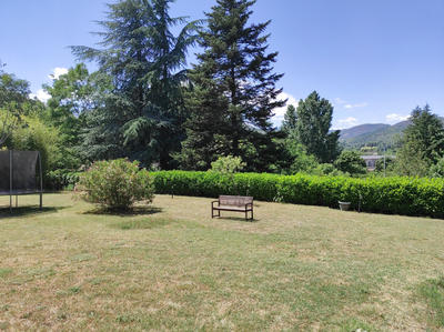 Maison - 799 m² - 25 pièces