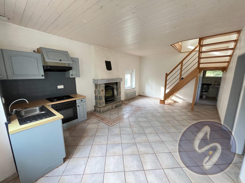 Maison traditionnelle - 74 m² - 4 pièces