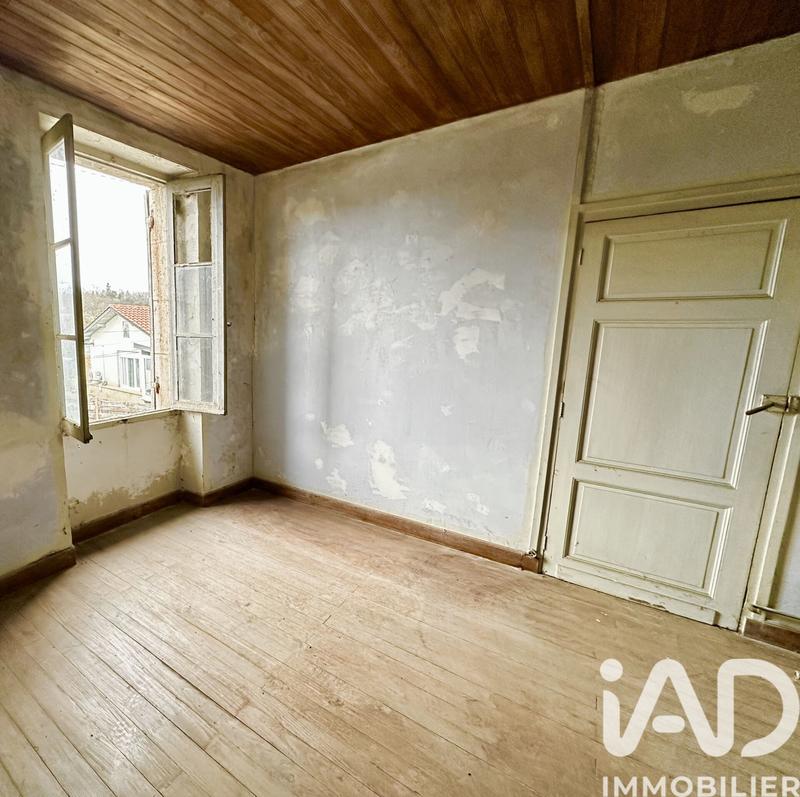 Maison de village - 97 m² - 6 pièces