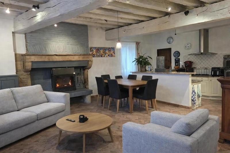 Propriété - 225 m² - 19 pièces