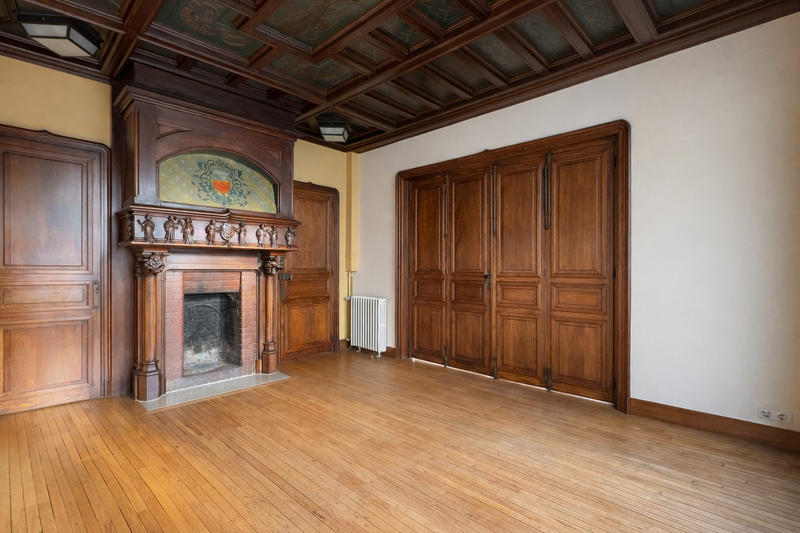 Appartement - 198 m² - 7 pièces