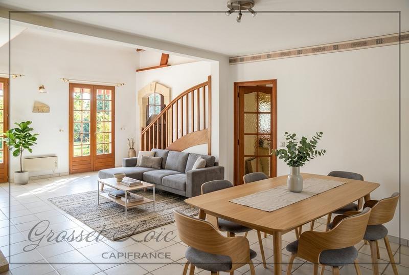 Maison - 167 m² - 5 pièces