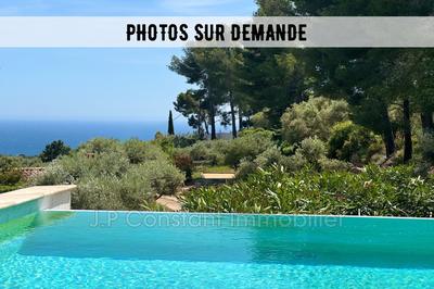 Villa - 250 m² - 8 pièces