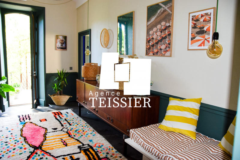 Maison - 434 m² - 11 pièces