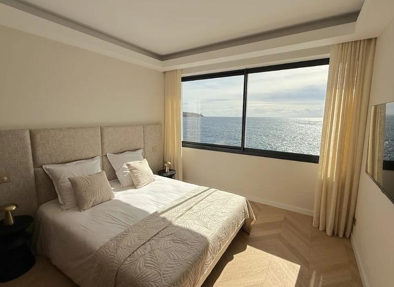 Villa - 247 m² - 6 pièces