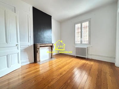 Appartement - 75 m² - 3 pièces