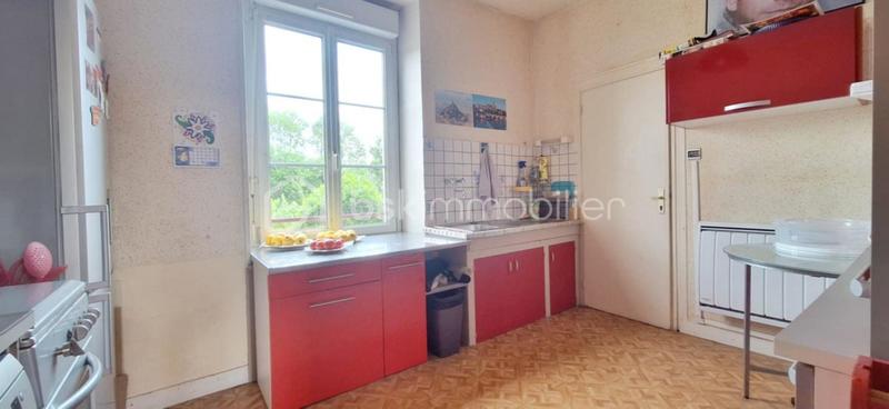 Maison en pierre - 108 m² - 5 pièces