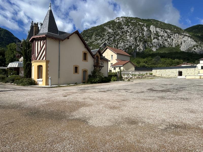 Manoir - 1 000 m² - 26 pièces