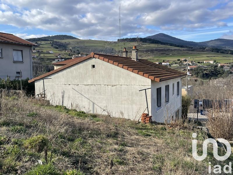 Maison - 94 m² - 4 pièces