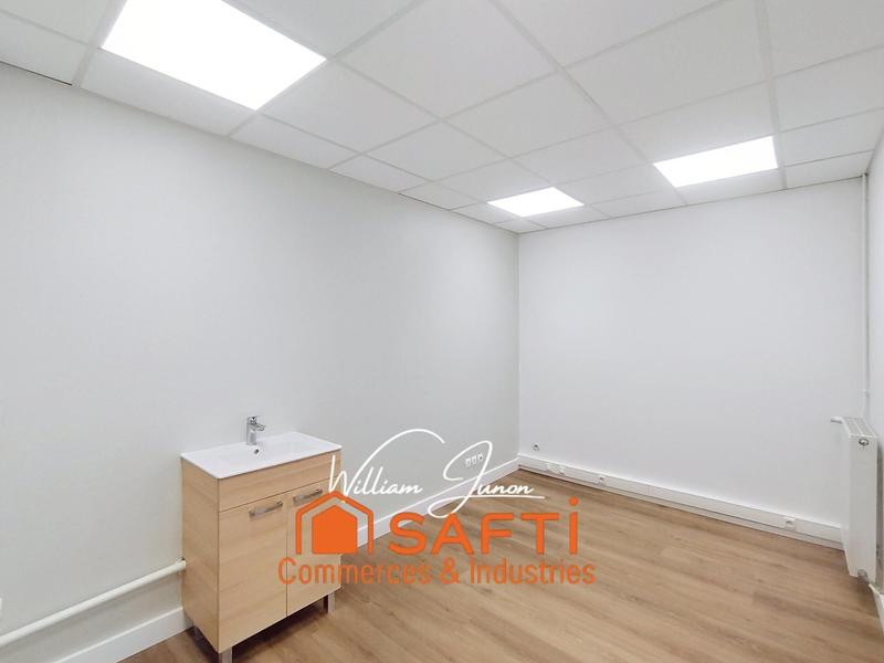 Local commercial - 65 m² - 4 pièces