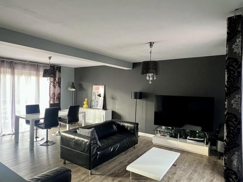 Maison - 91 m² - 5 pièces