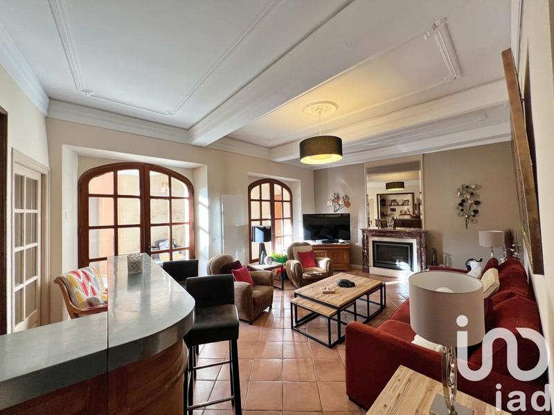 Maison - 400 m² - 10 pièces