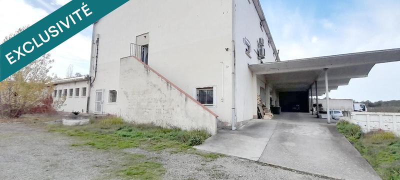 Local commercial - 938 m² - 9 pièces