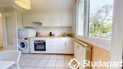 Chambre - 9 m² - 1 pièce