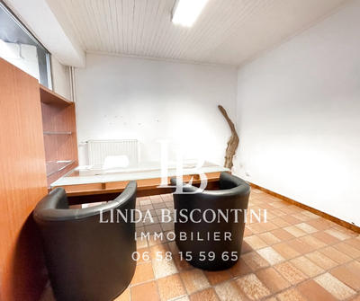 Maison - 145 m² - 9 pièces