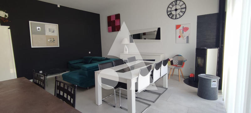 Maison - 83 m² - 3 pièces