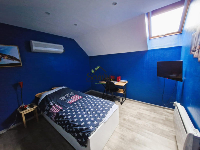 Maison - 140 m² - 7 pièces