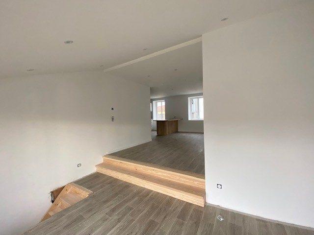 Appartement - 99 m² - 4 pièces