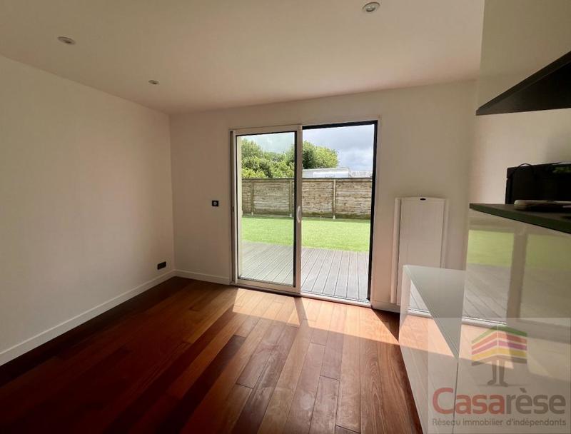 Villa - 220 m² - 7 pièces