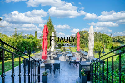 Local commercial - 487 m² - 15 pièces