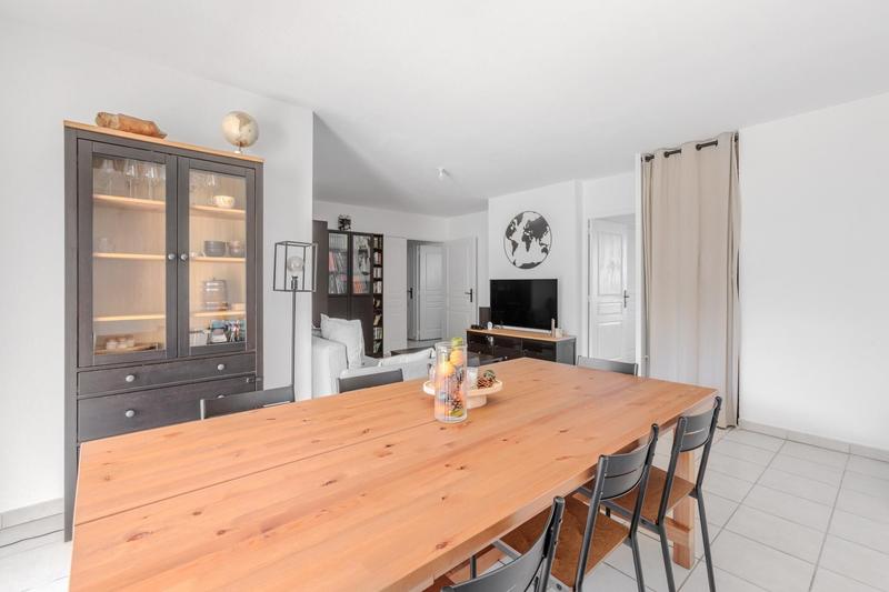 Appartement - 82 m² - 4 pièces