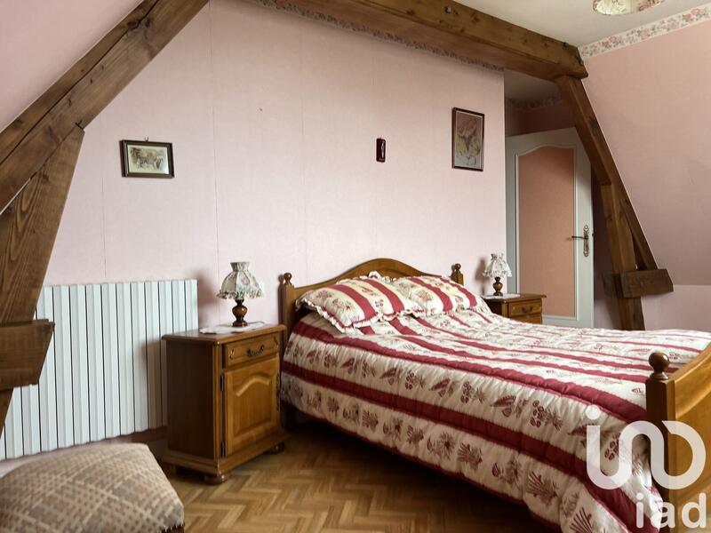 Maison - 252 m² - 7 pièces