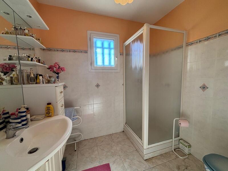 Maison - 102 m² - 4 pièces