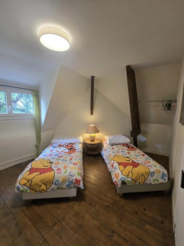 Maison - 290 m² - 9 pièces