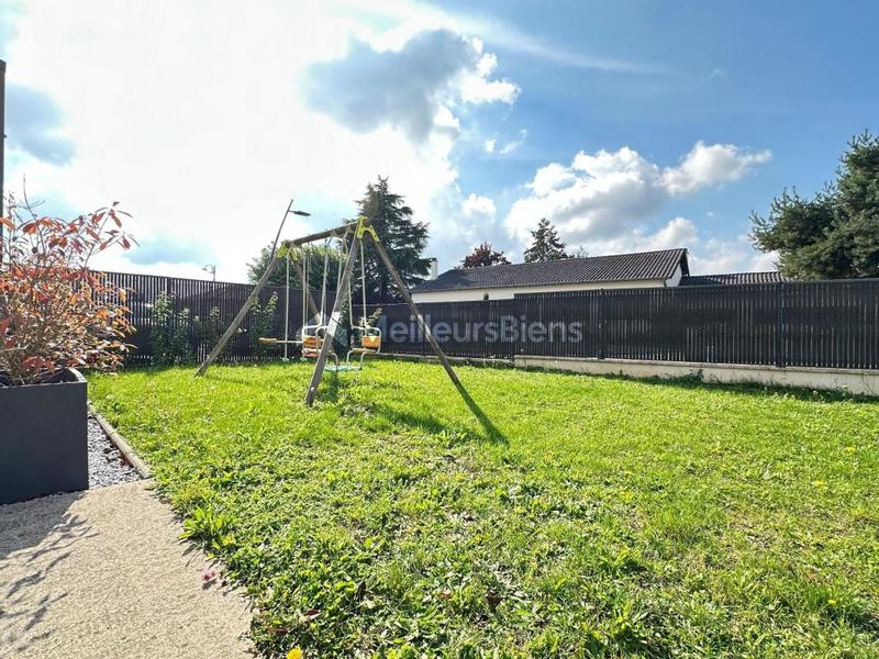 Propriété - 115 m² - 5 pièces