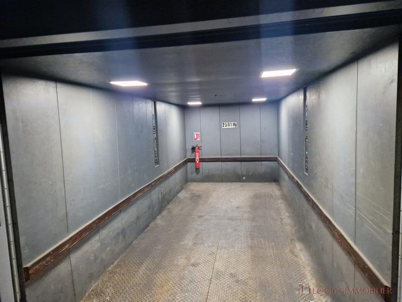 Parking / Garage - 16 m²