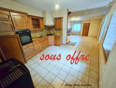 Maison - 105 m² - 5 pièces