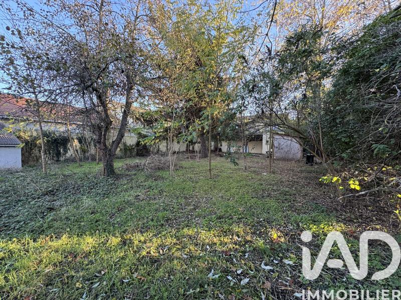 Maison - 300 m² - 7 pièces