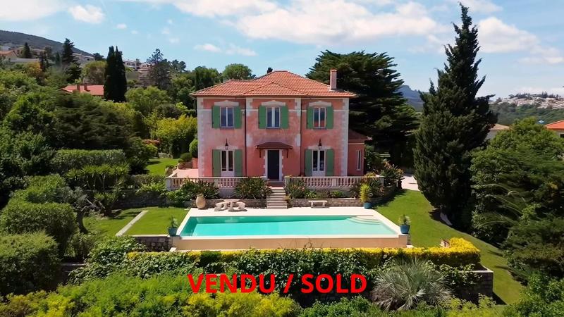 Villa - 195 m² - 7 pièces
