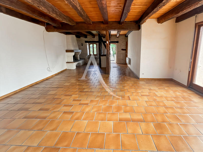 Maison - 200 m² - 8 pièces