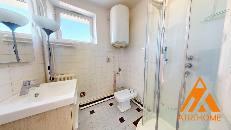 Appartement - 92 m² - 4 pièces