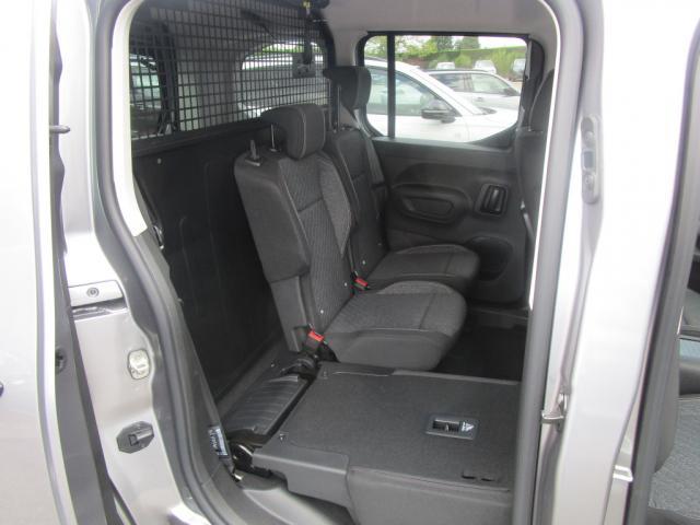 Peugeot Rifter m BlueHDi 130 s&amp;S Eat8 5pl Allure Business N1 (Arrivage Novembre)